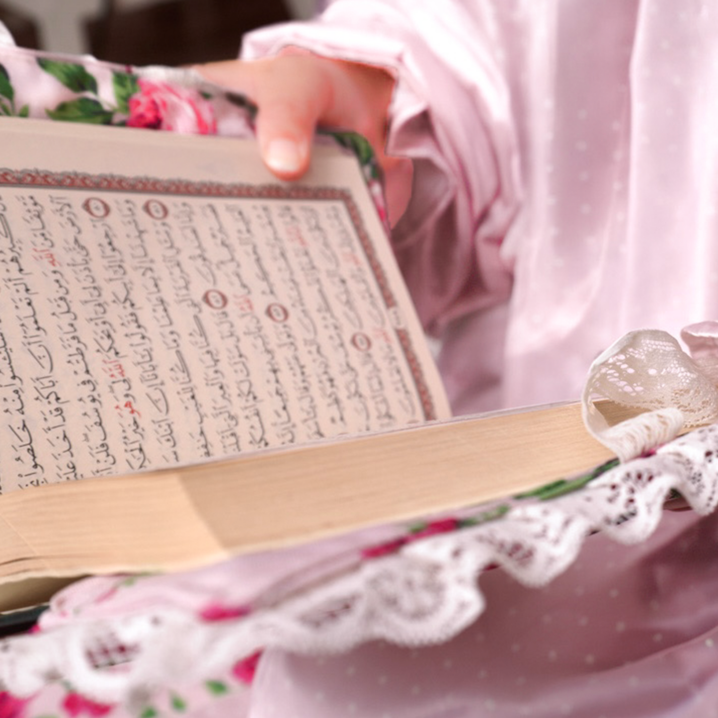 Fleur Quran Cover