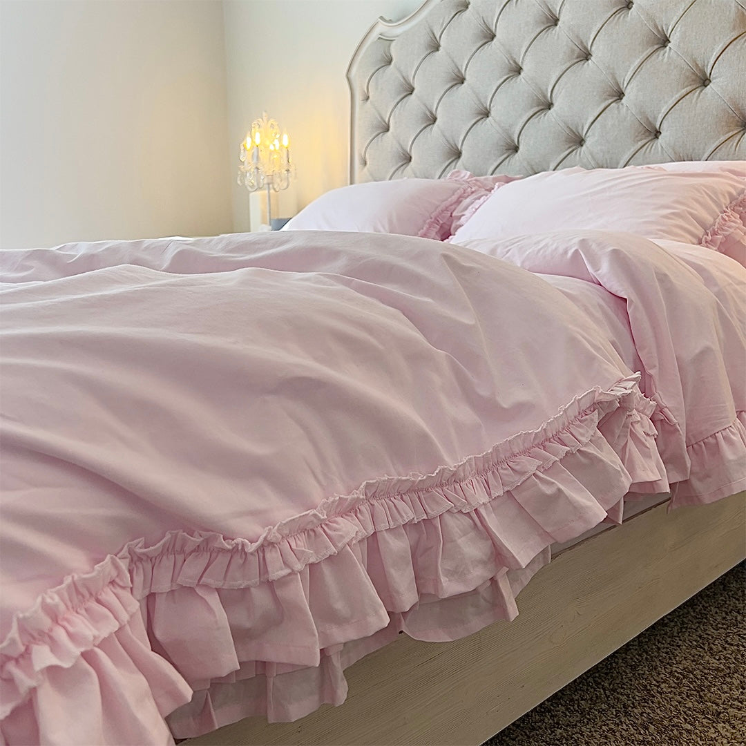Shabby Chic Country Style Ruffled Duvet Cover in pink or off-white – farmhouse bedroom décor