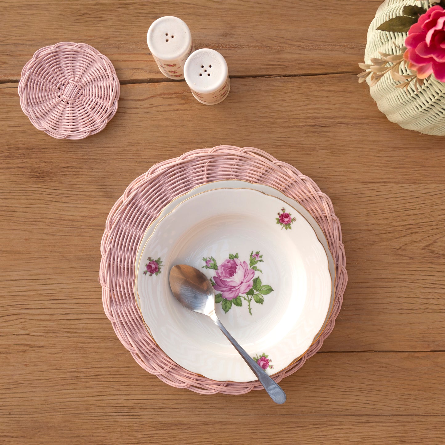 Handcrafted natural bamboo round wicker placemat