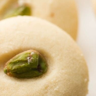 country charm Easter menu: signature mini kahk, ghorayeba, nashader biscuits, & petit four treats