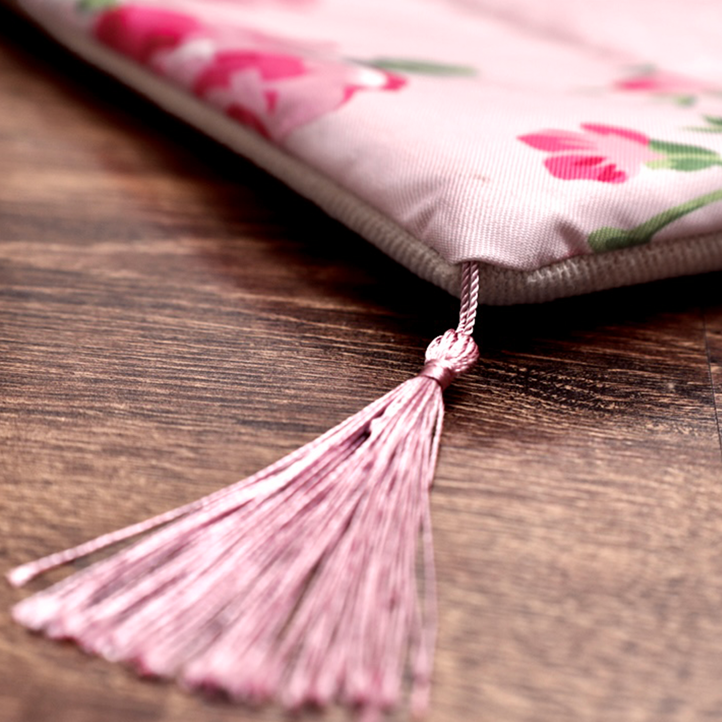fleur haven padded prayer rug