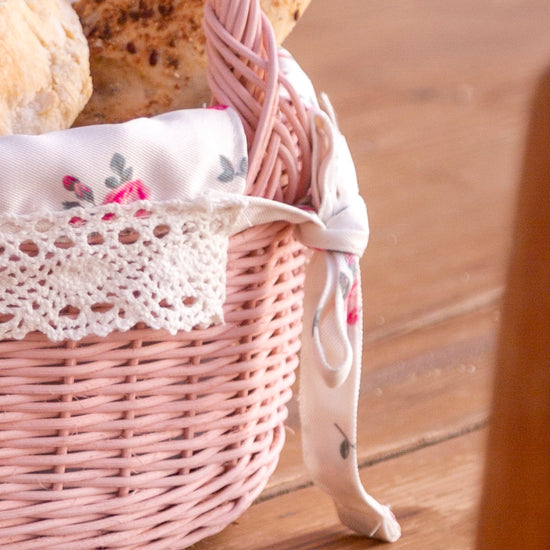 Farmhouse Wicker Basket – Round with Handles
