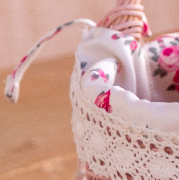 Farmhouse Wicker Basket – Round with Handles
