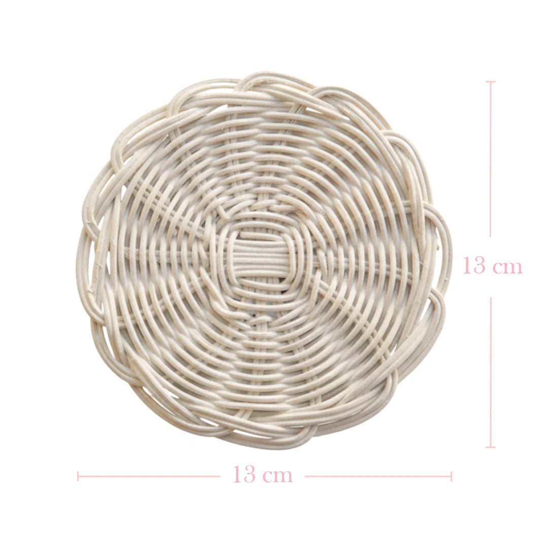 Cottage Round Wicker Coaster with dimensions indicated on a white background