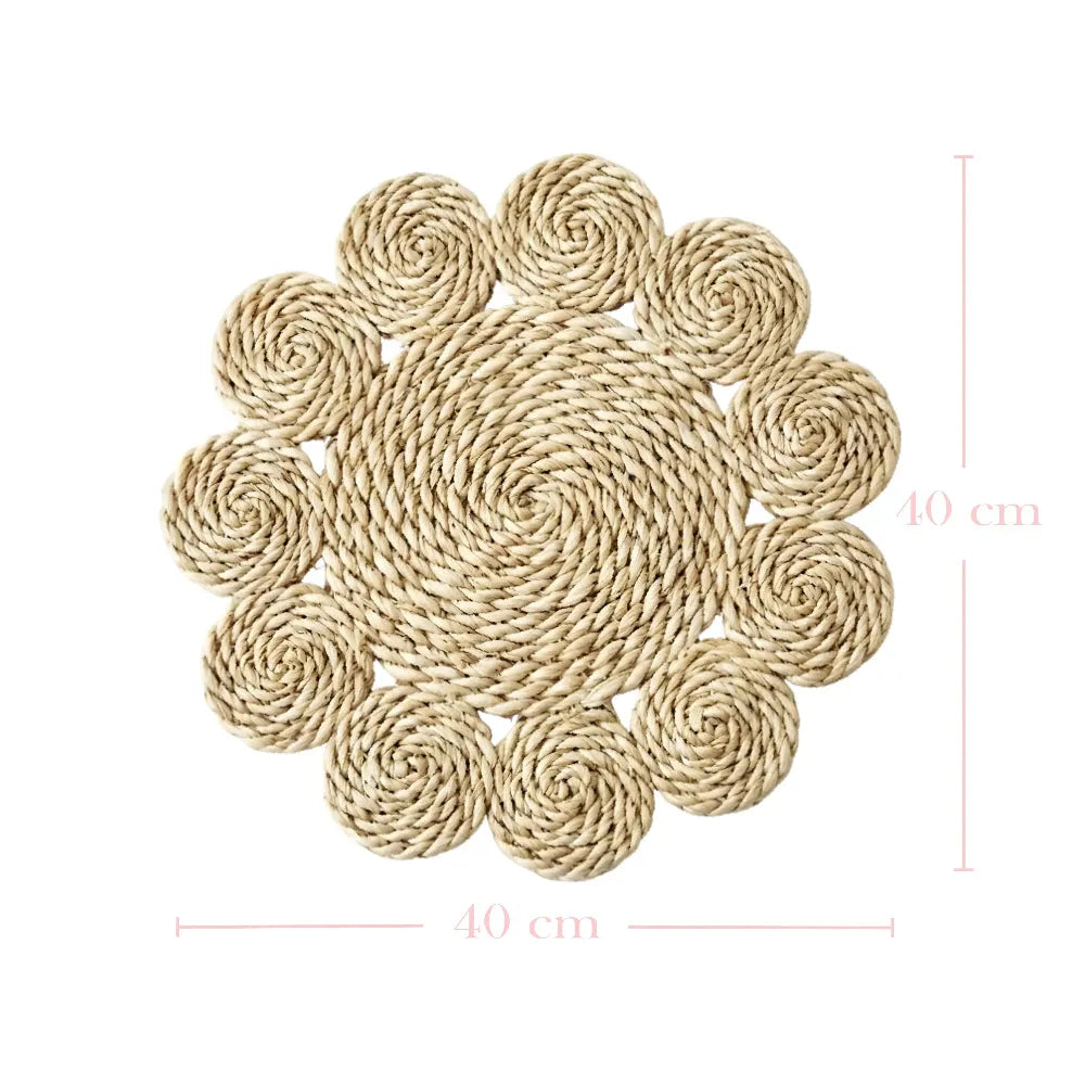 Halfa Flower-Shaped Placemat woven round mat with spiral pattern and measurements displayed on white background