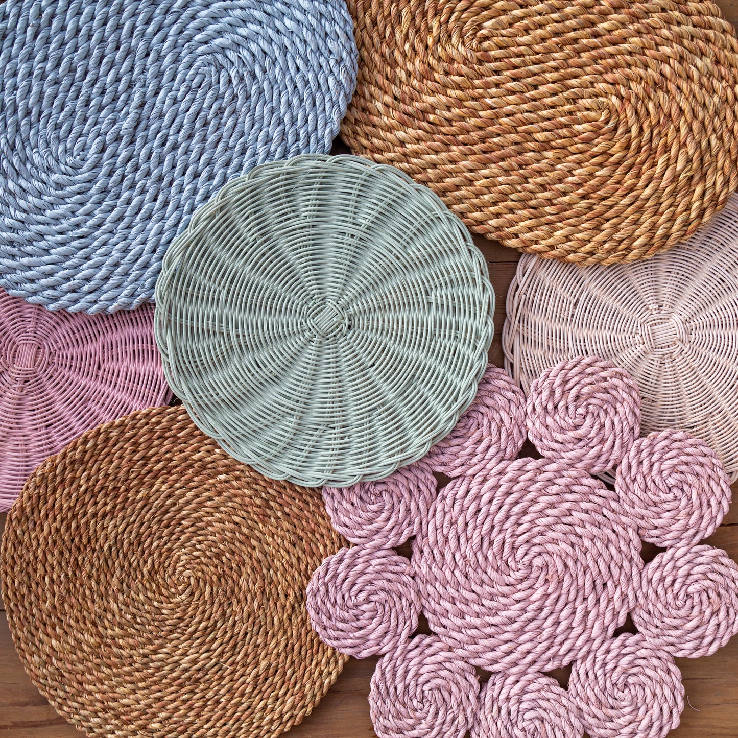 Halfa Flower-Shaped Placemat