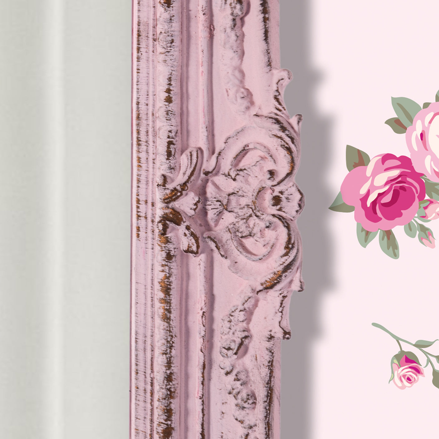 Pretty Shabby Wall Mirror – Rectangular Vintage