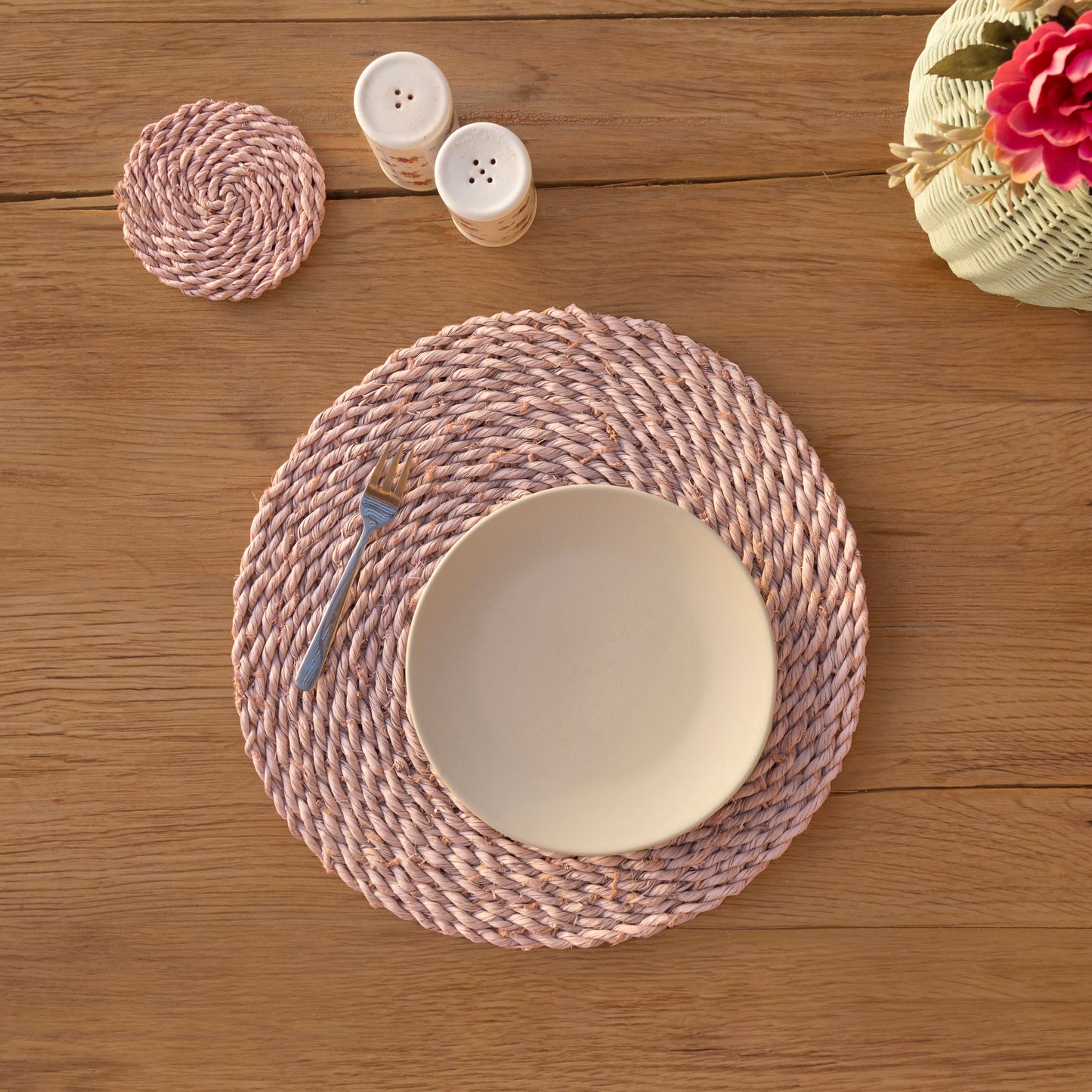 halfa round placemat