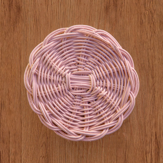 cottage round wicker coaster